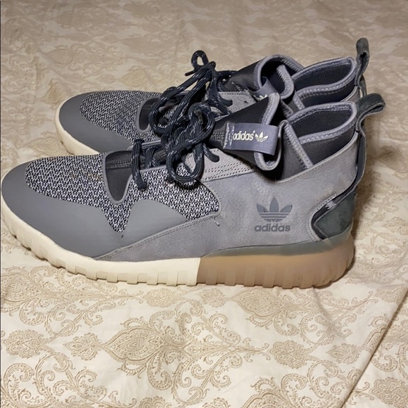 Adidas shoes - Picture 5 of 6